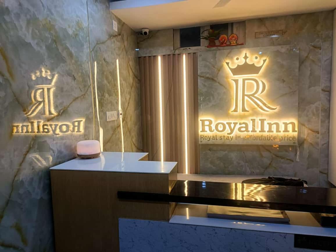 Royal Inn Guwahati Bagian luar foto