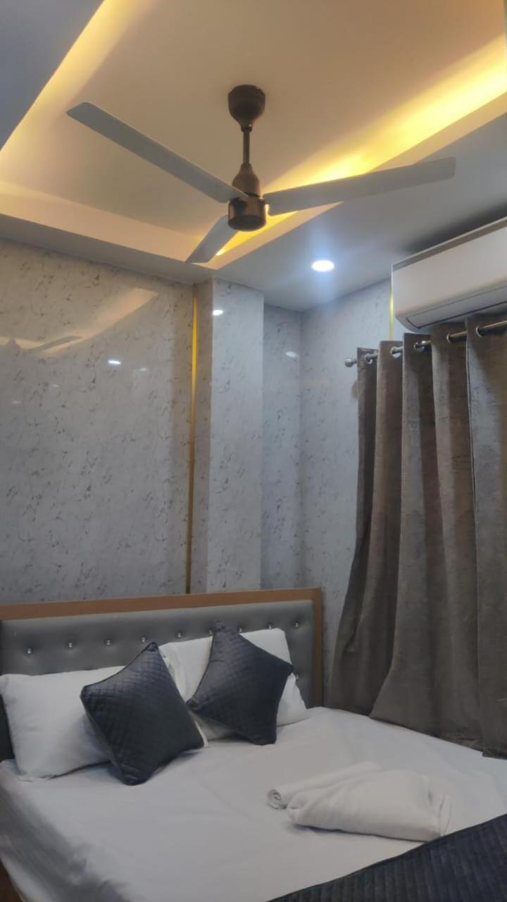 Royal Inn Guwahati Bagian luar foto