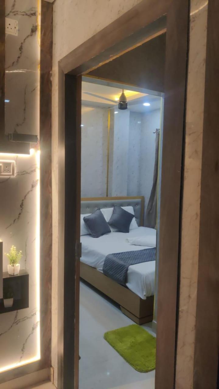 Royal Inn Guwahati Bagian luar foto